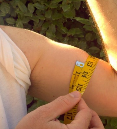 measure the circumference around your bicep
